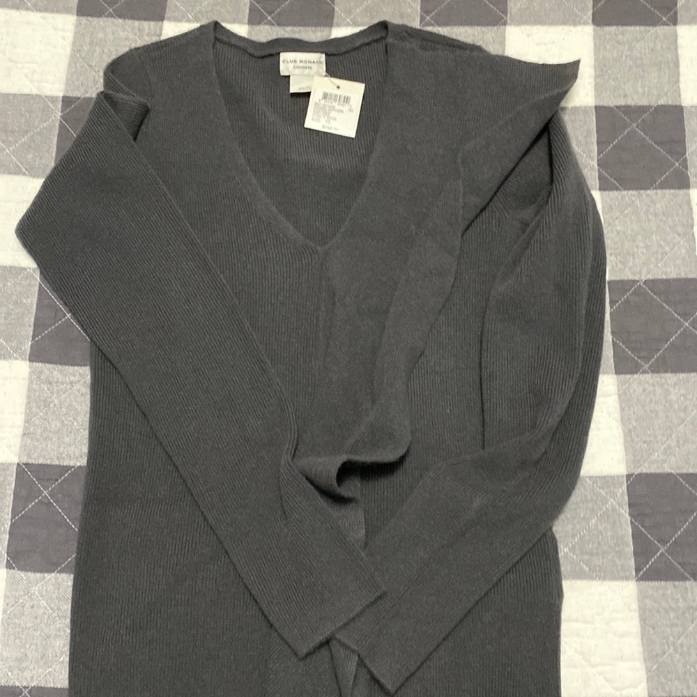 Club Monaco cashmere x small